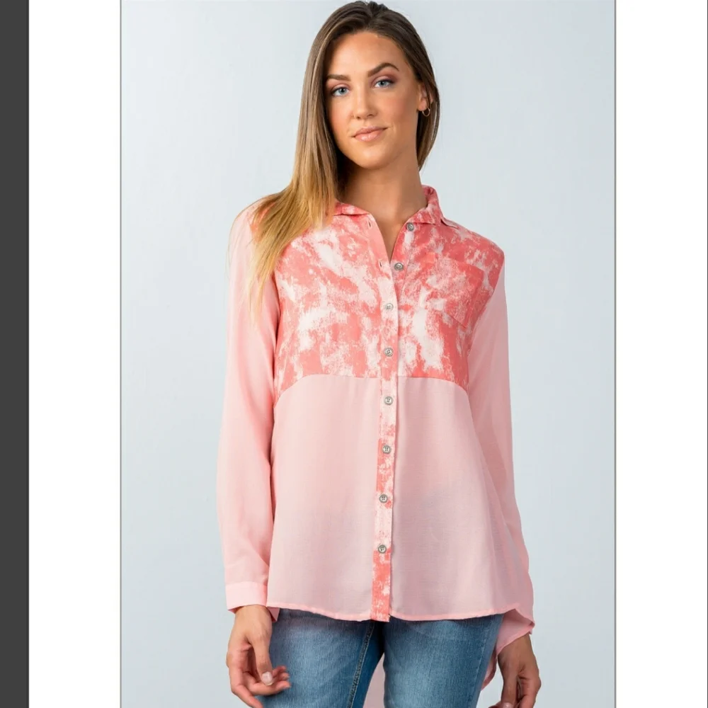 FREEWAY Peach Printed Hi-Low Button Down Top NWT - Picture 2 of 4